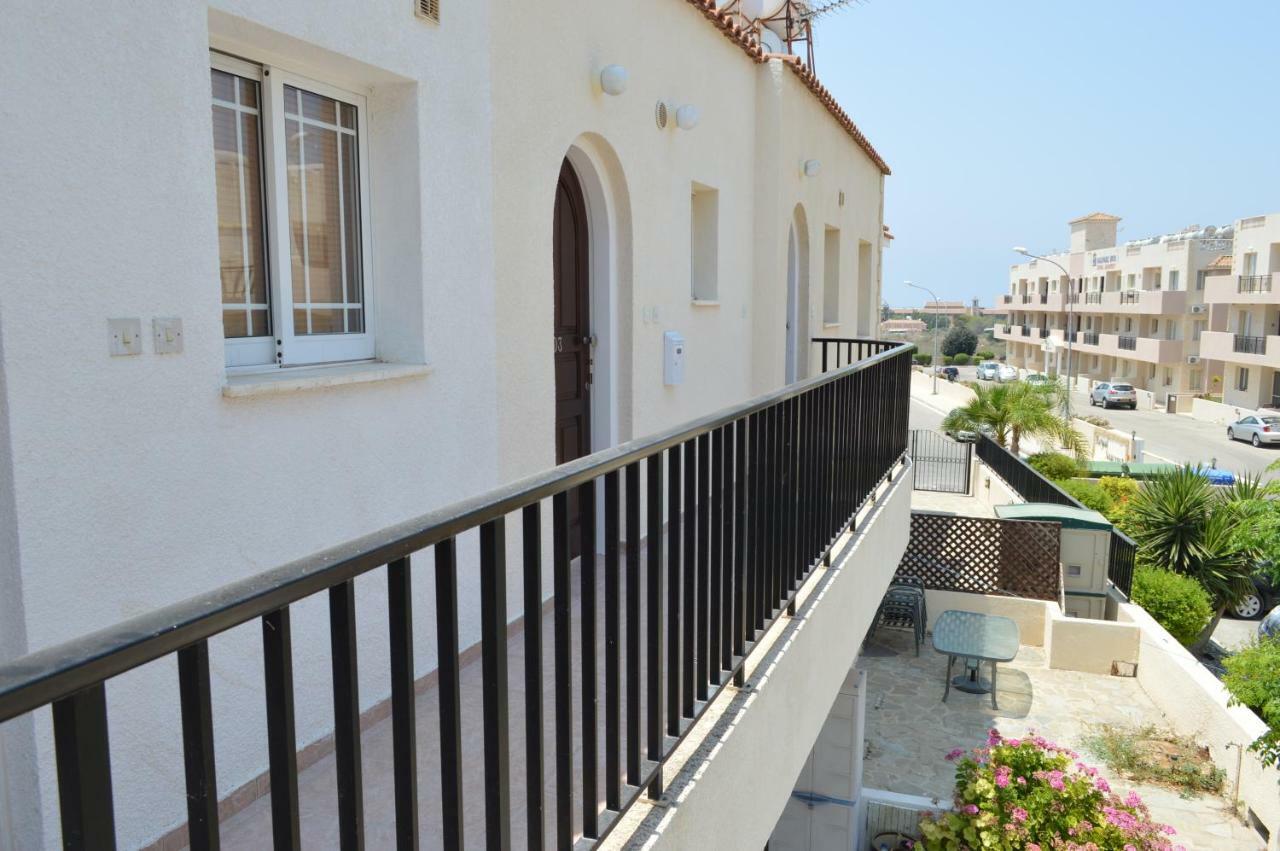 Apartment In Kato Pafos & 10 Min To Venus Beach Exteriér fotografie